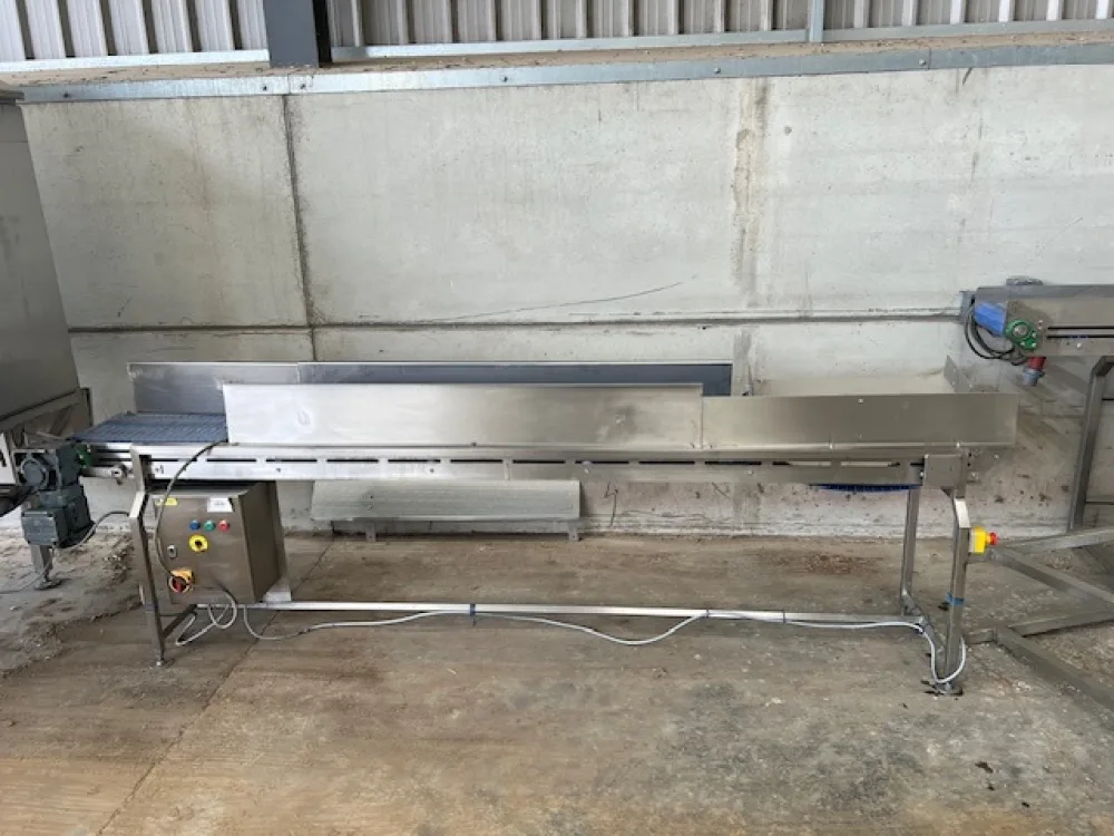 Conveyor 3m Long x 300mm