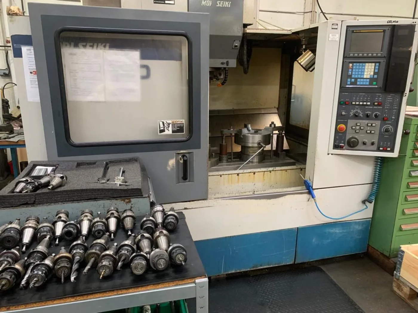 Vertical Machining Center – MORI SEIKI MV-40 B - 4