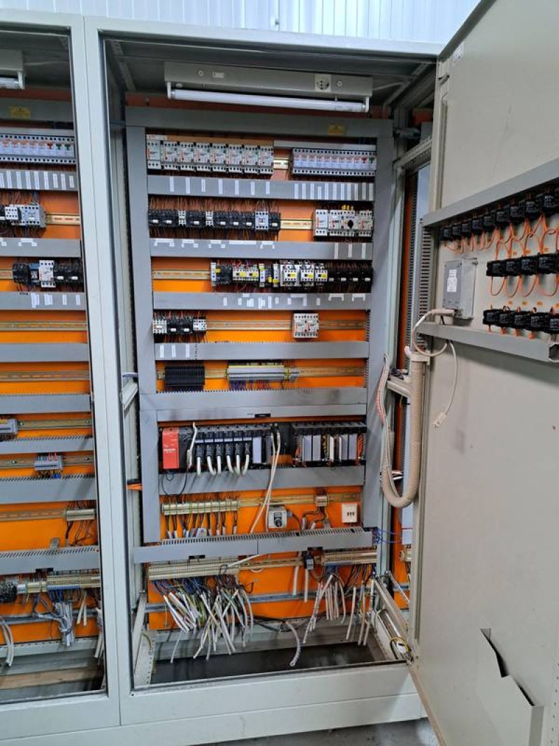 Switch board slaughterline