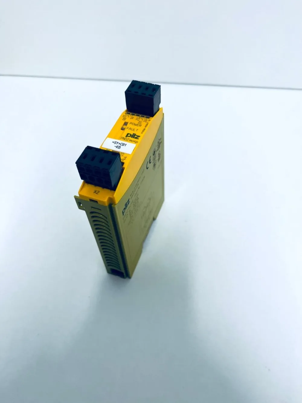 Pilz PN0Z mo4p Sicherheitsmodul