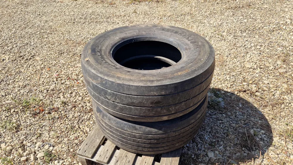 Pair of used 385/65R22.5 Super Single Tyres