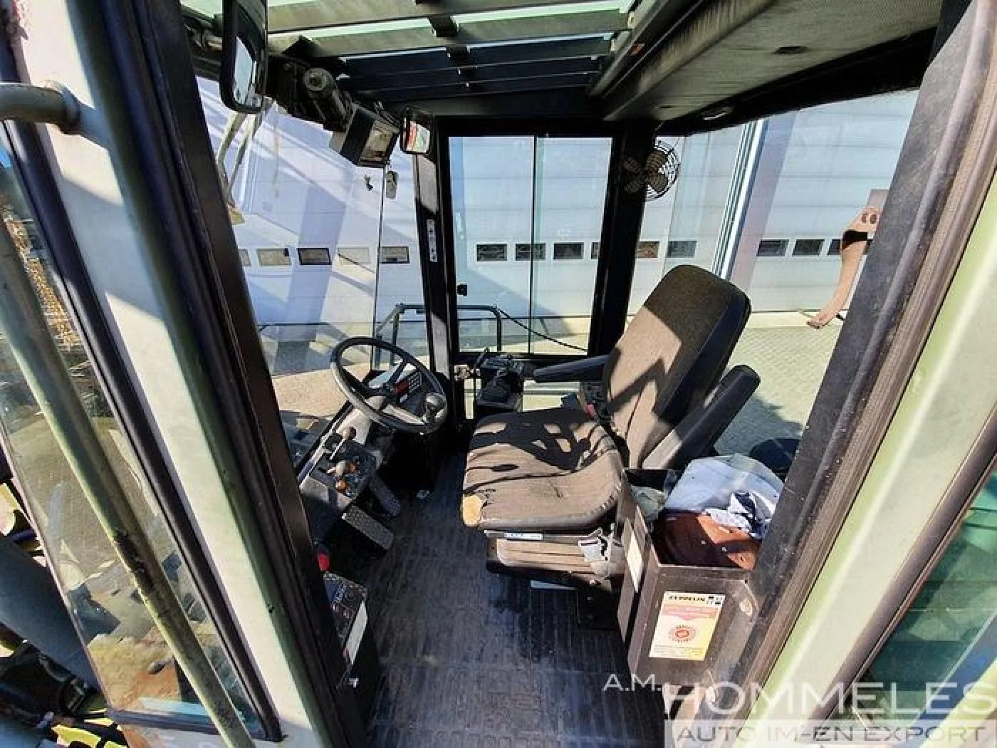 HYSTER H32.00-16 Container Handler - 6