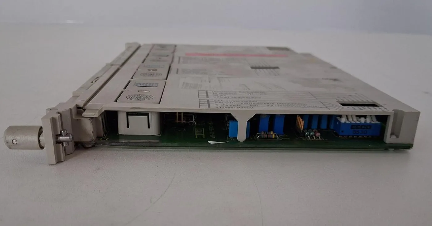 Siemens SIMATIC S5 6ES5498-1AA71 Analog-Eingabemodul - 8