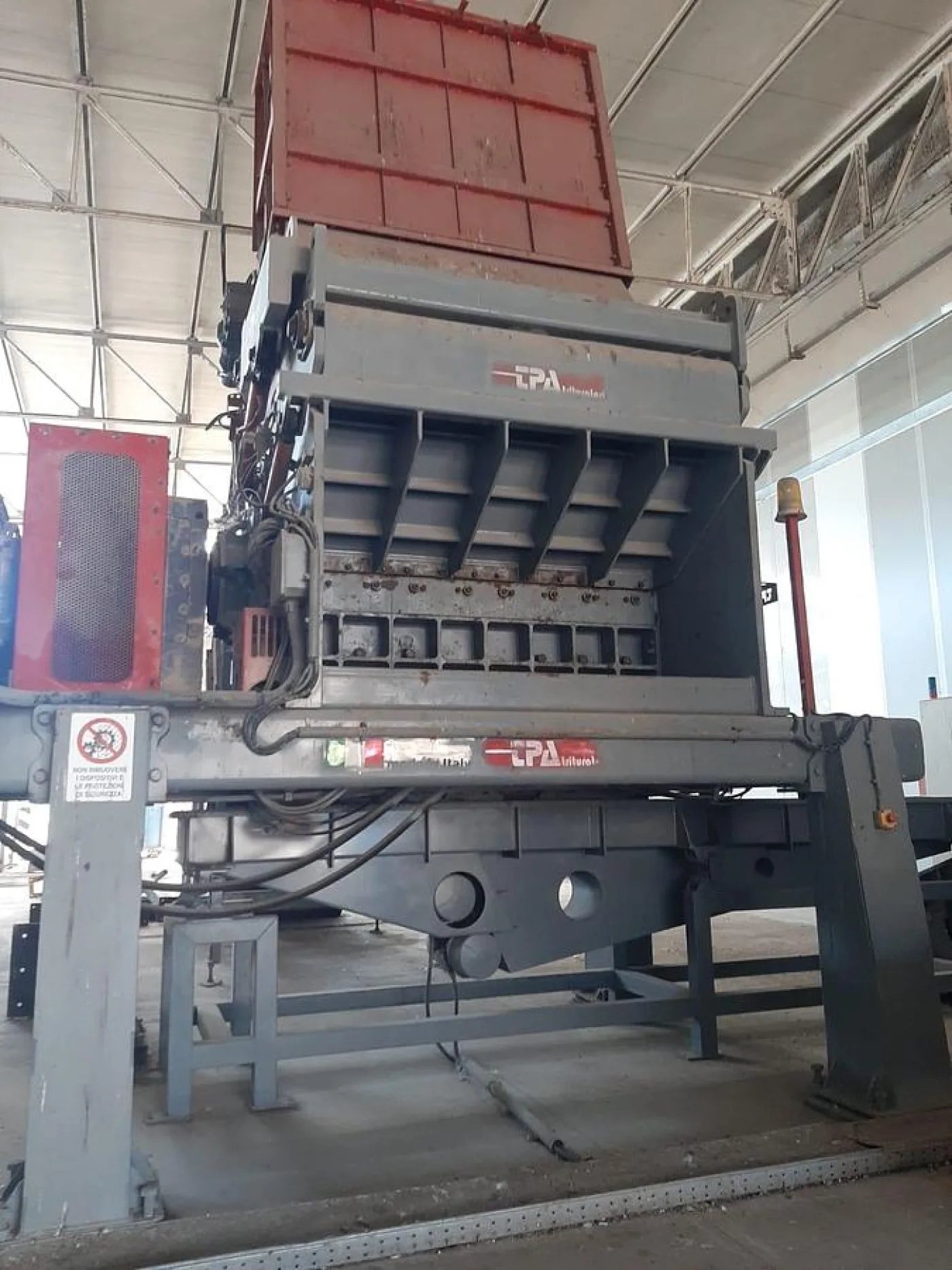 2008 TPA Trituratori Plastics Shredder, Granulator & Conveyor Full Plant - 6