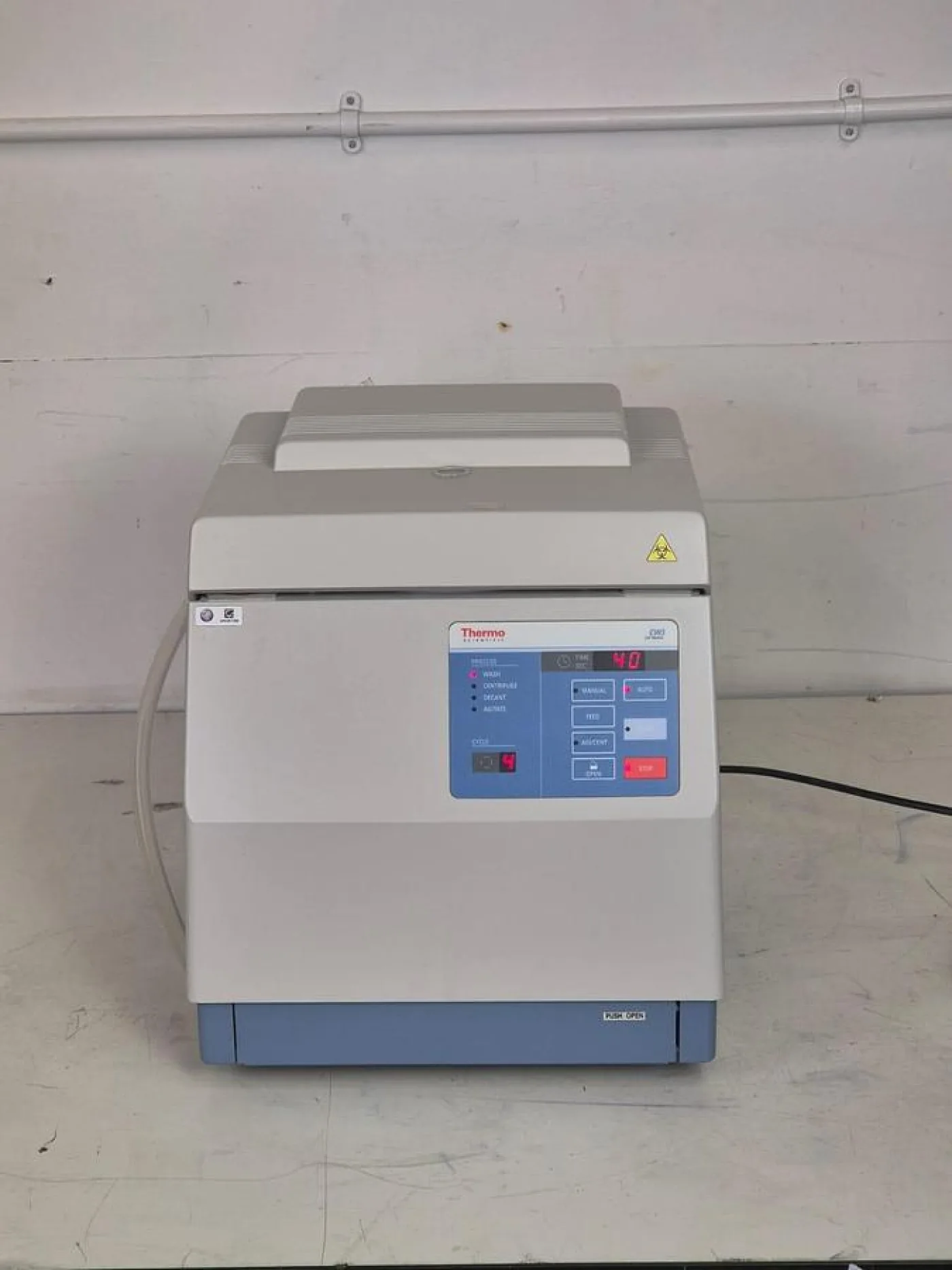 Thermo Scientific CW3 Cell Washer - 4