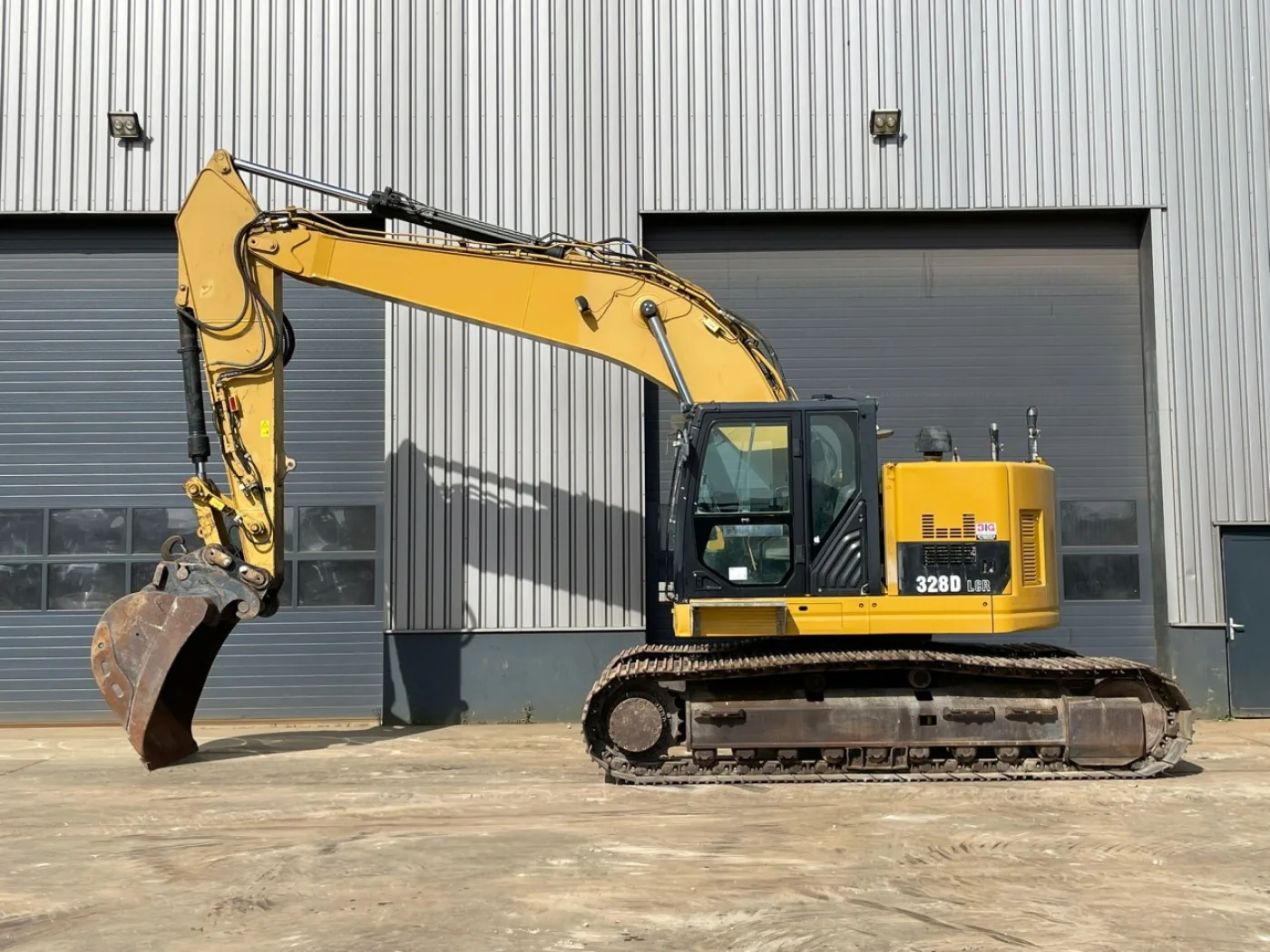 Caterpillar 328D - 1