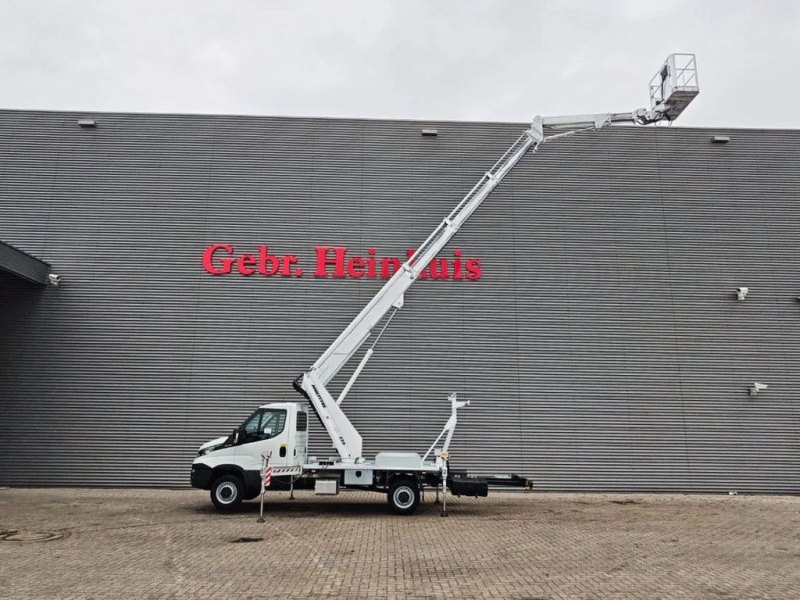 Iveco Daily 35-120 Multitel MJ 226