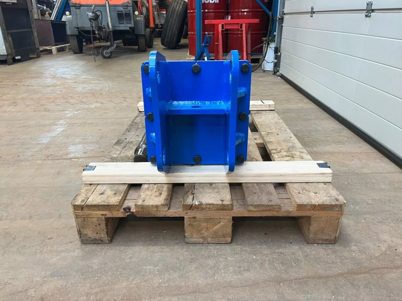 Hammer HS320 fits 3-6 Ton excavator