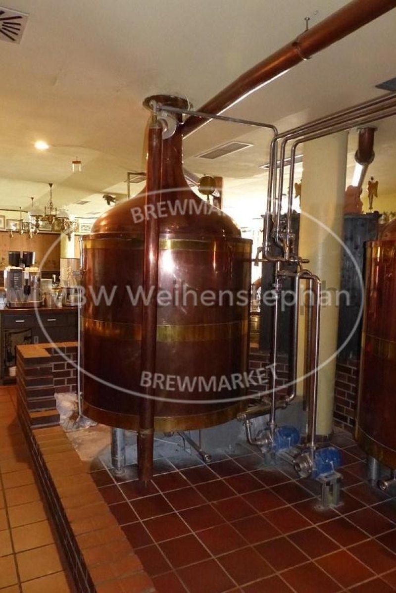 Pub brewery