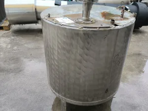 316 STAINLESS STEEL TANK OF 510 LITRES WITH AGITATION