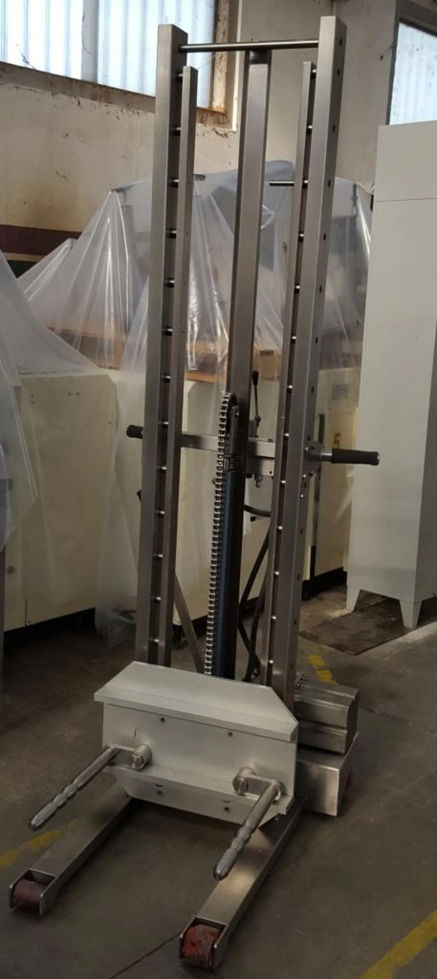 CARRELLO BOBINE - 1