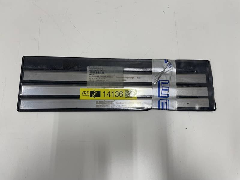 Membrane knife blade