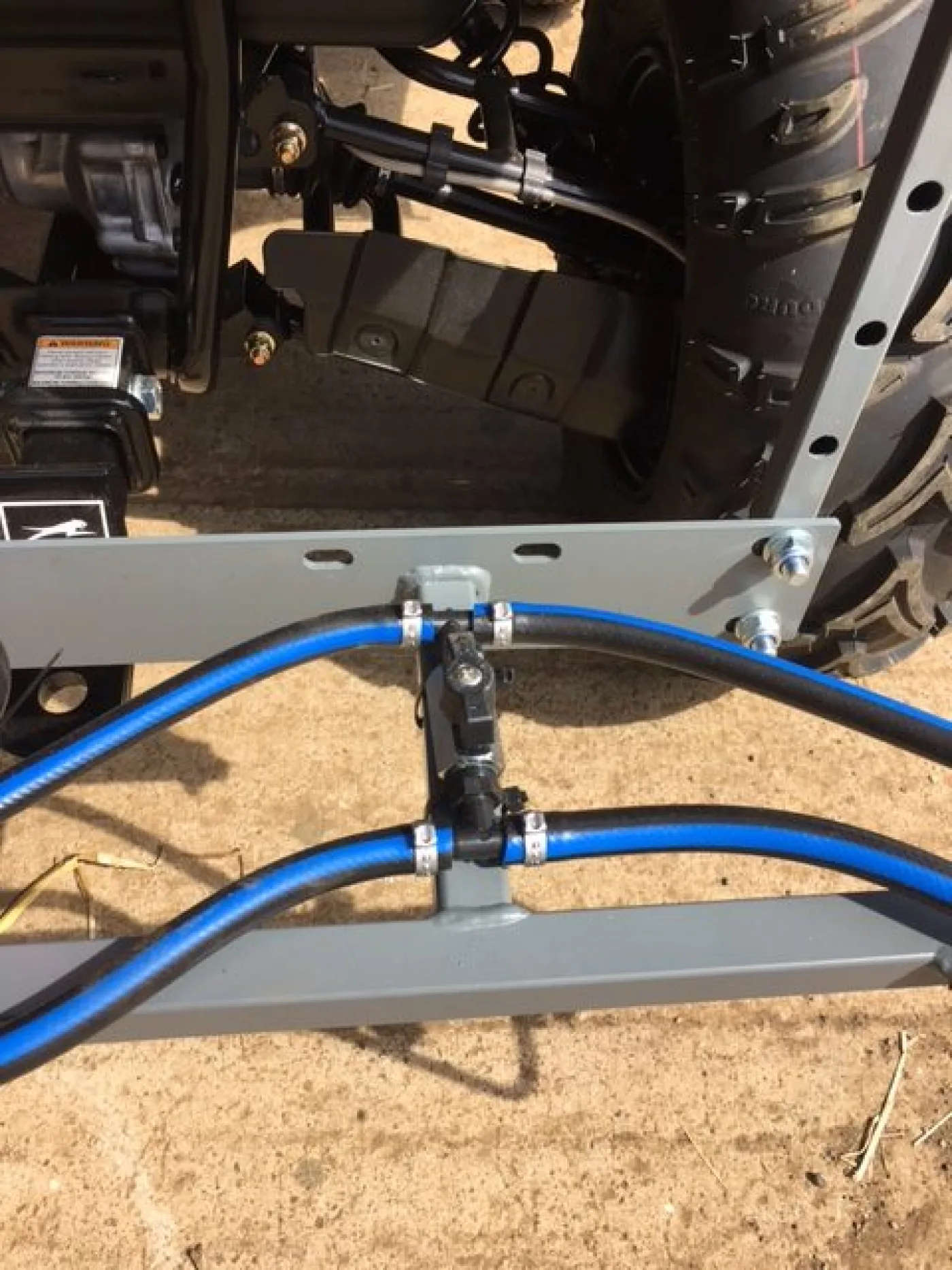 Versatile quad bike sprayer booms 151015 - 3