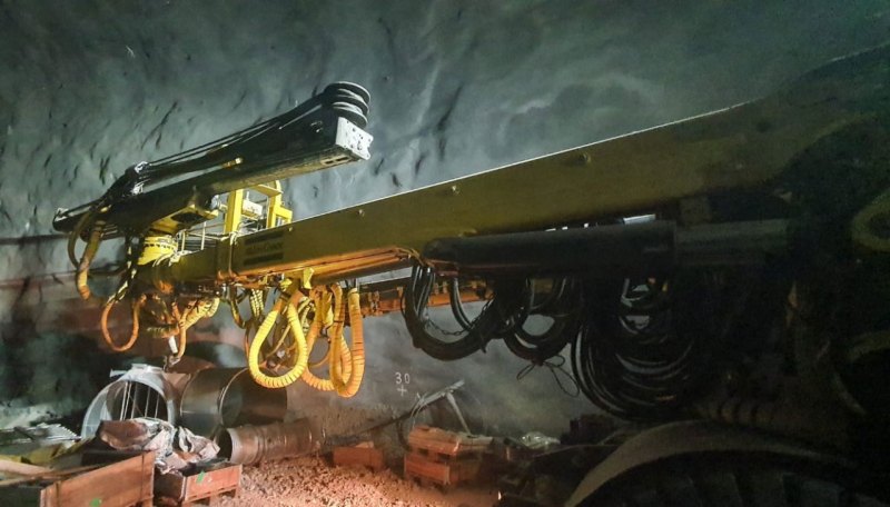 Sandvik DT1132i Underground Rock Drill