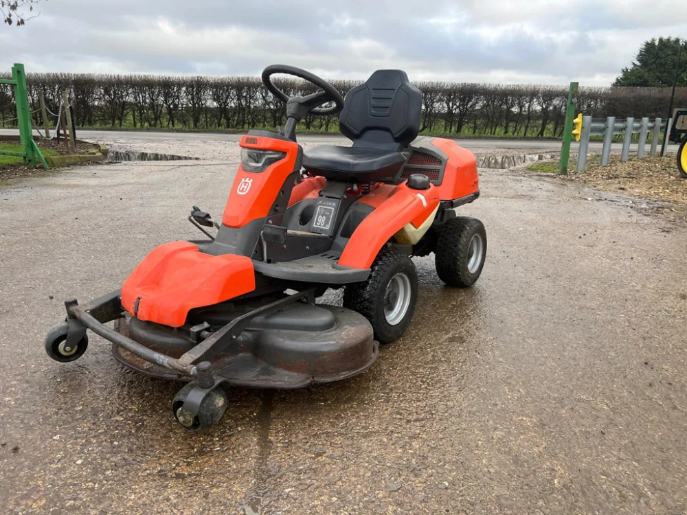 Husqvarna - R316TX RIDE ON MOWER