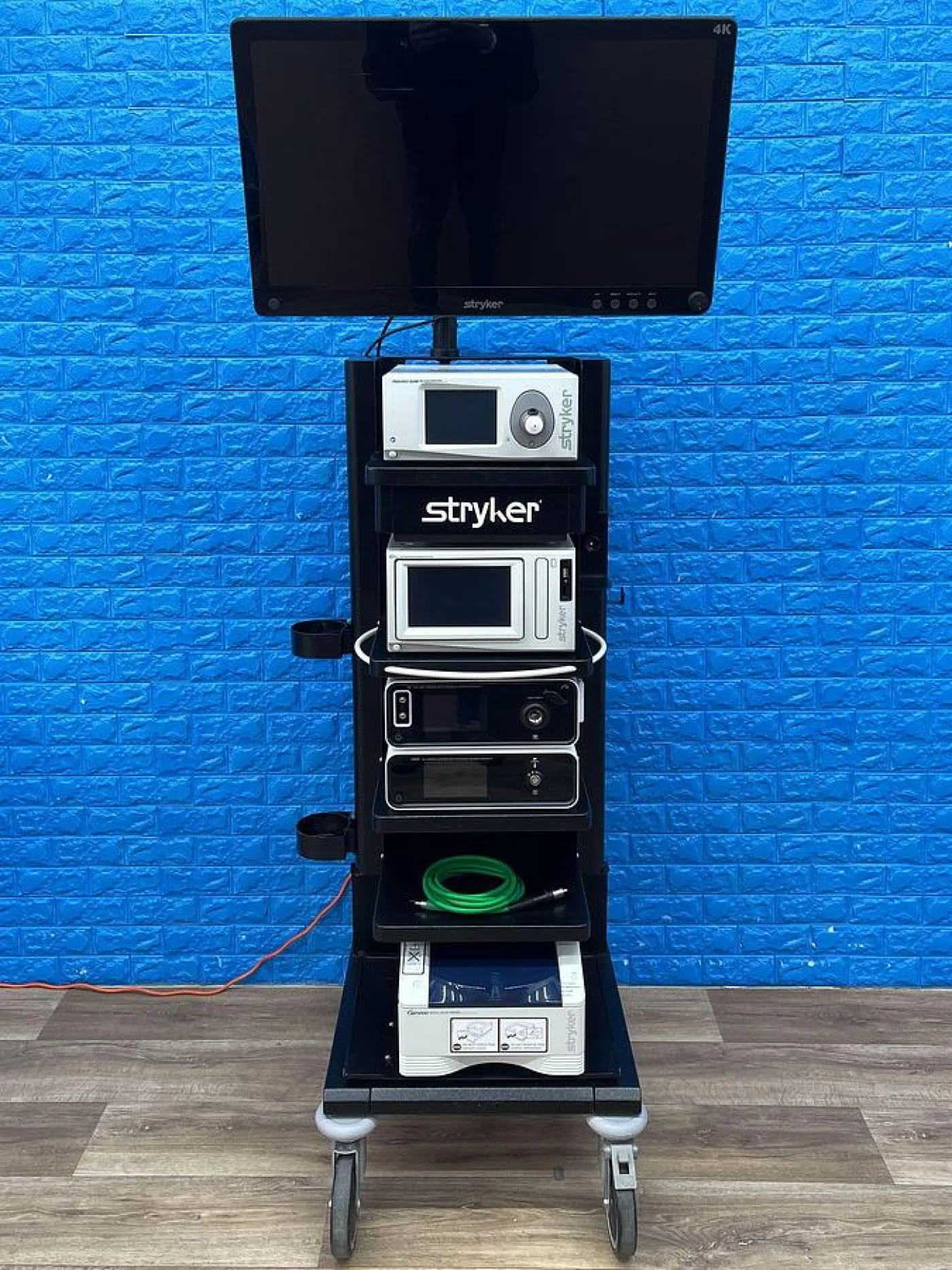 Stryker 1688 4K Tower - 1