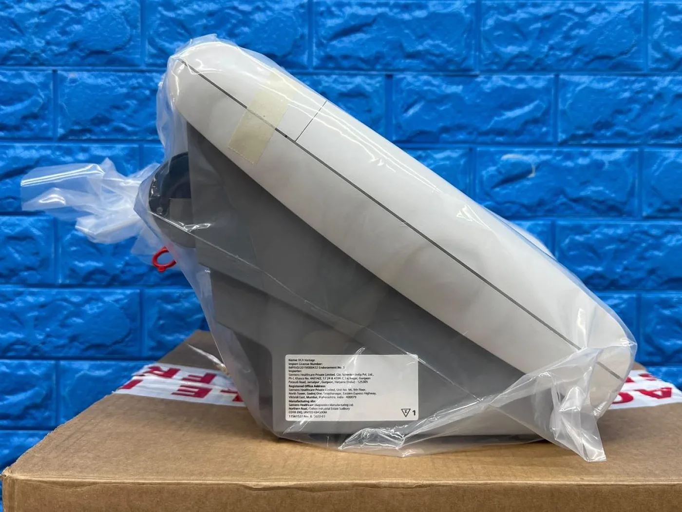 Siemens DCA Vantage Analyzer System REF: 06651932 (5075WW) YOM: 2025 (Brand New) - 4