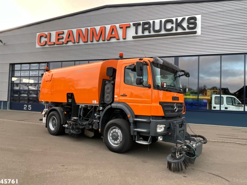 Mercedes-Benz Actros 1829 4x4 Bucher Cityfant 60 Links en rechts vegend