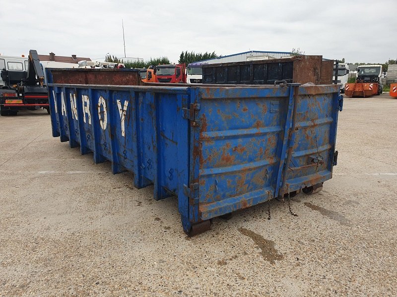 Container 10 cub