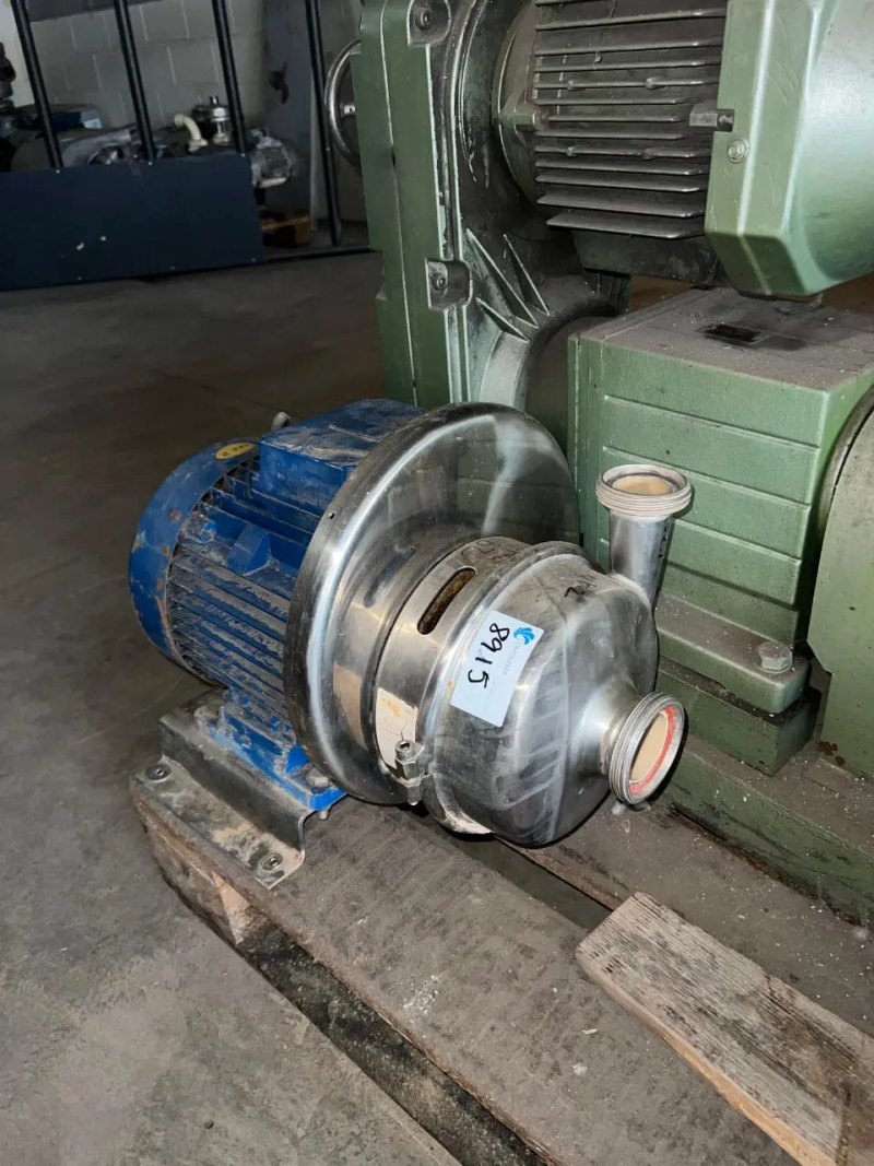 CENTRIFUGAL PUMP
