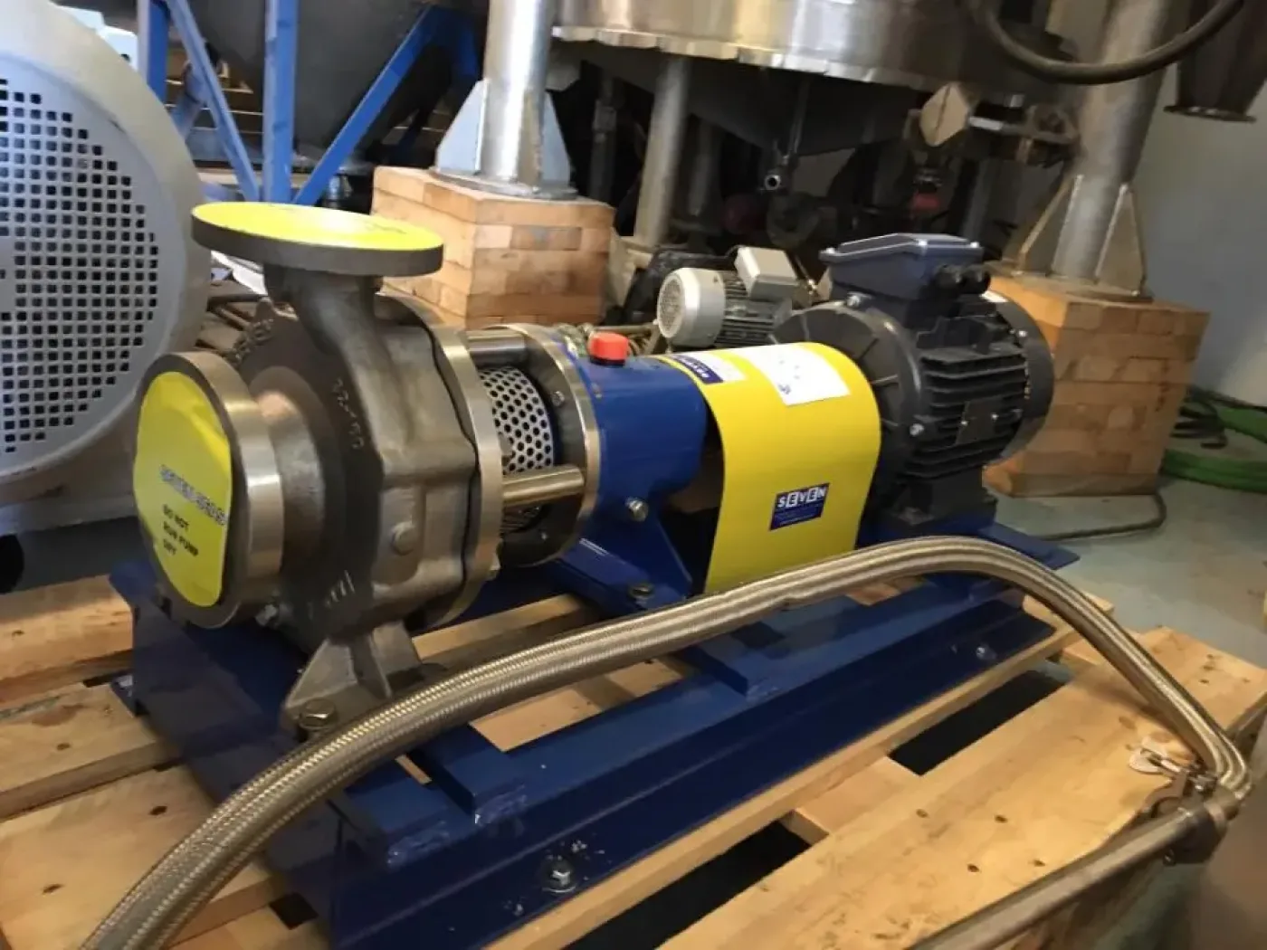 SEVEN BPQ 316 STAINLESS STEEL MECHANICAL SEAL CENTRIFUGAL PUMP - 2
