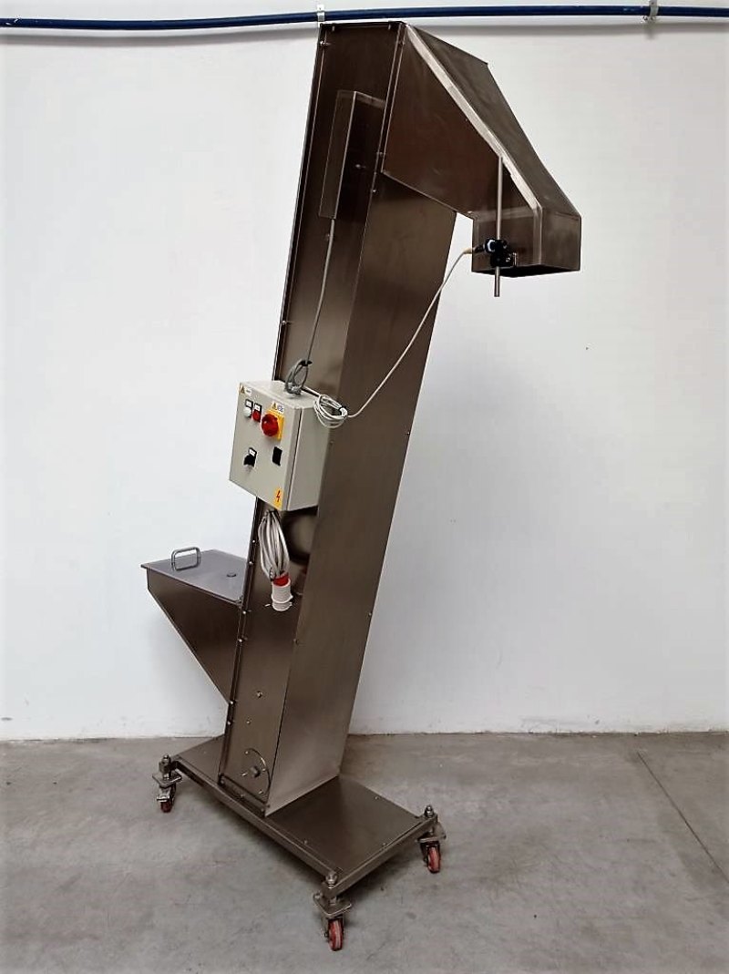 ELEVATORE PER TAPPI – NUOVA COMEVI –MOD. COMEV 2