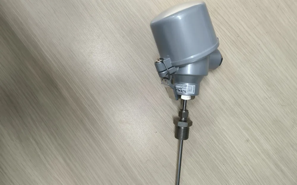 UNUSED PT100 DOUBLE TEMPERATURE PROBE
