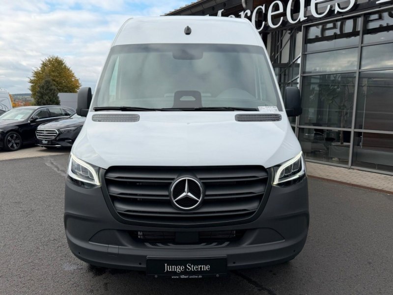 Mercedes Benz Sprinter 319 CDI 4325 DISTRONIC Air Conditioning AHK