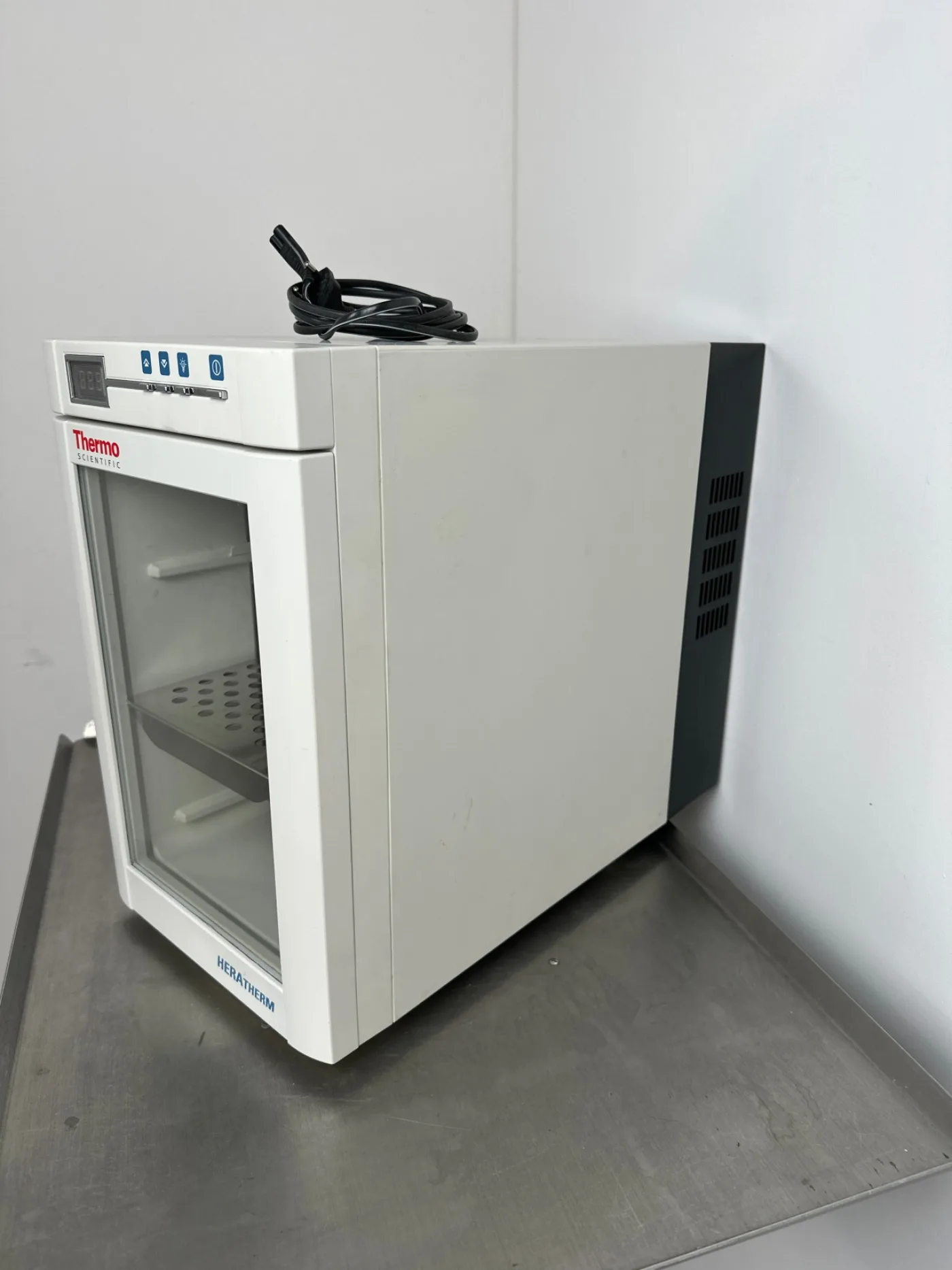 Thermo Scientific Brutschrank HeraTherm IMC18 2017 - 3