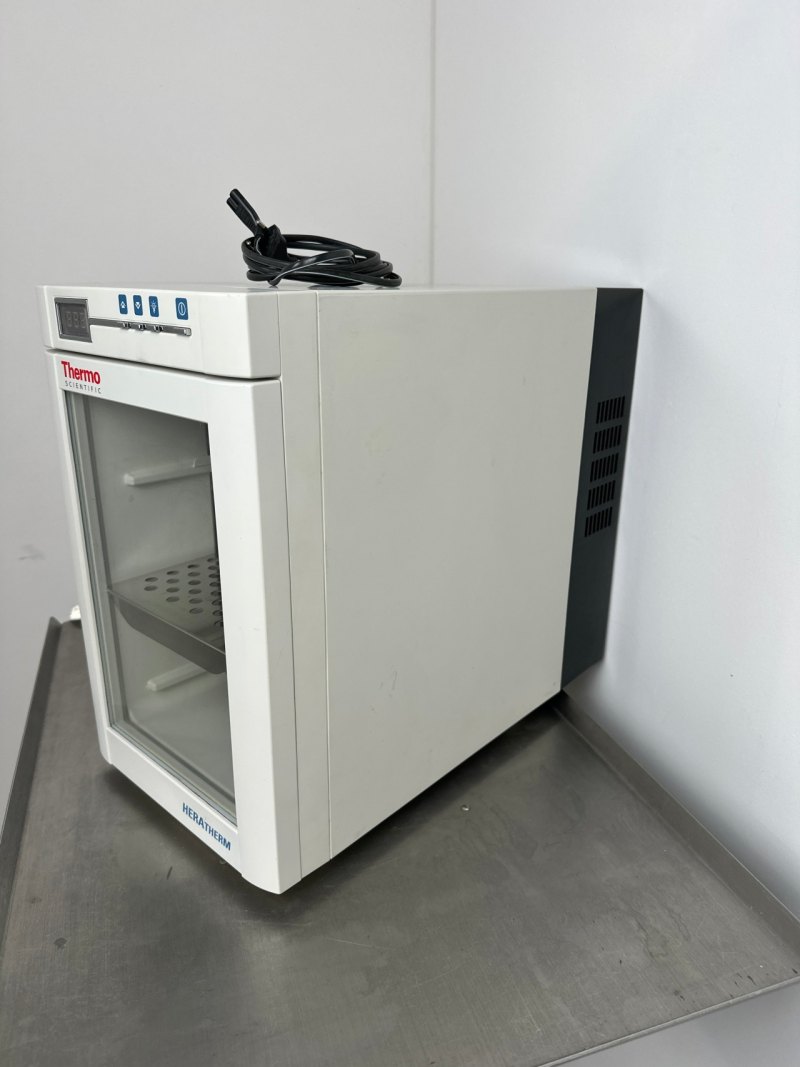 Thermo Scientific Brutschrank HeraTherm IMC18 2017