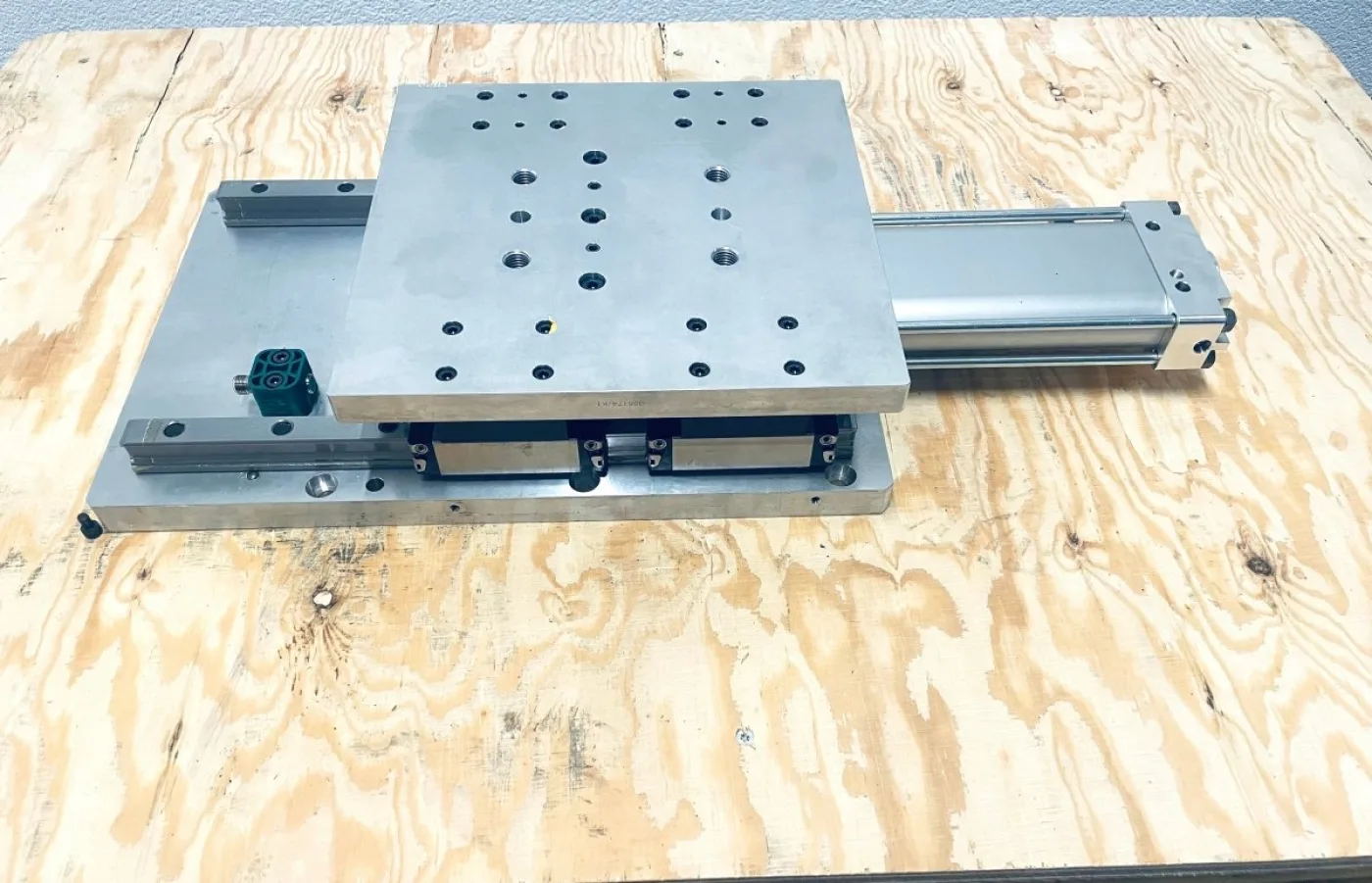 Tünkers Pneumatische Lineareinheit LE100-150 VRL SB T02-4 - 3