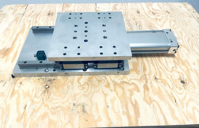 Tünkers Pneumatische Lineareinheit LE100-150 VRL SB T02-4