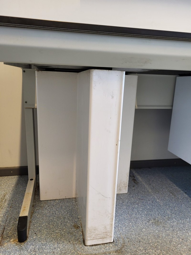 1942 – Used S+B Laboratory weighing table (270 cm)