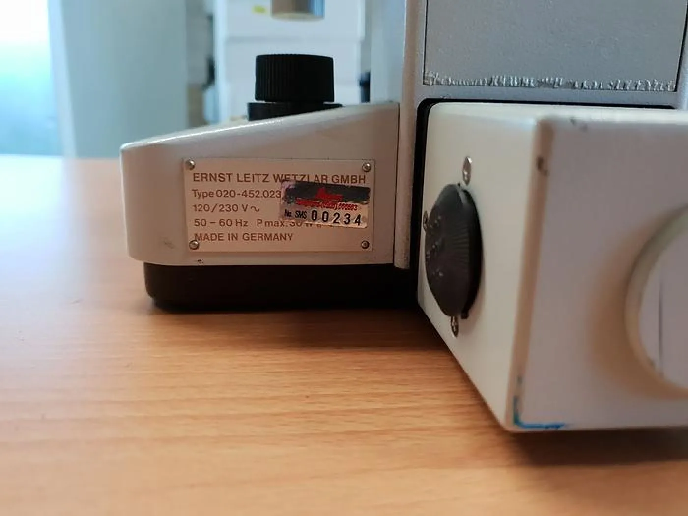 Ernst Leitz Wetzlar 22EB Microscope - 3