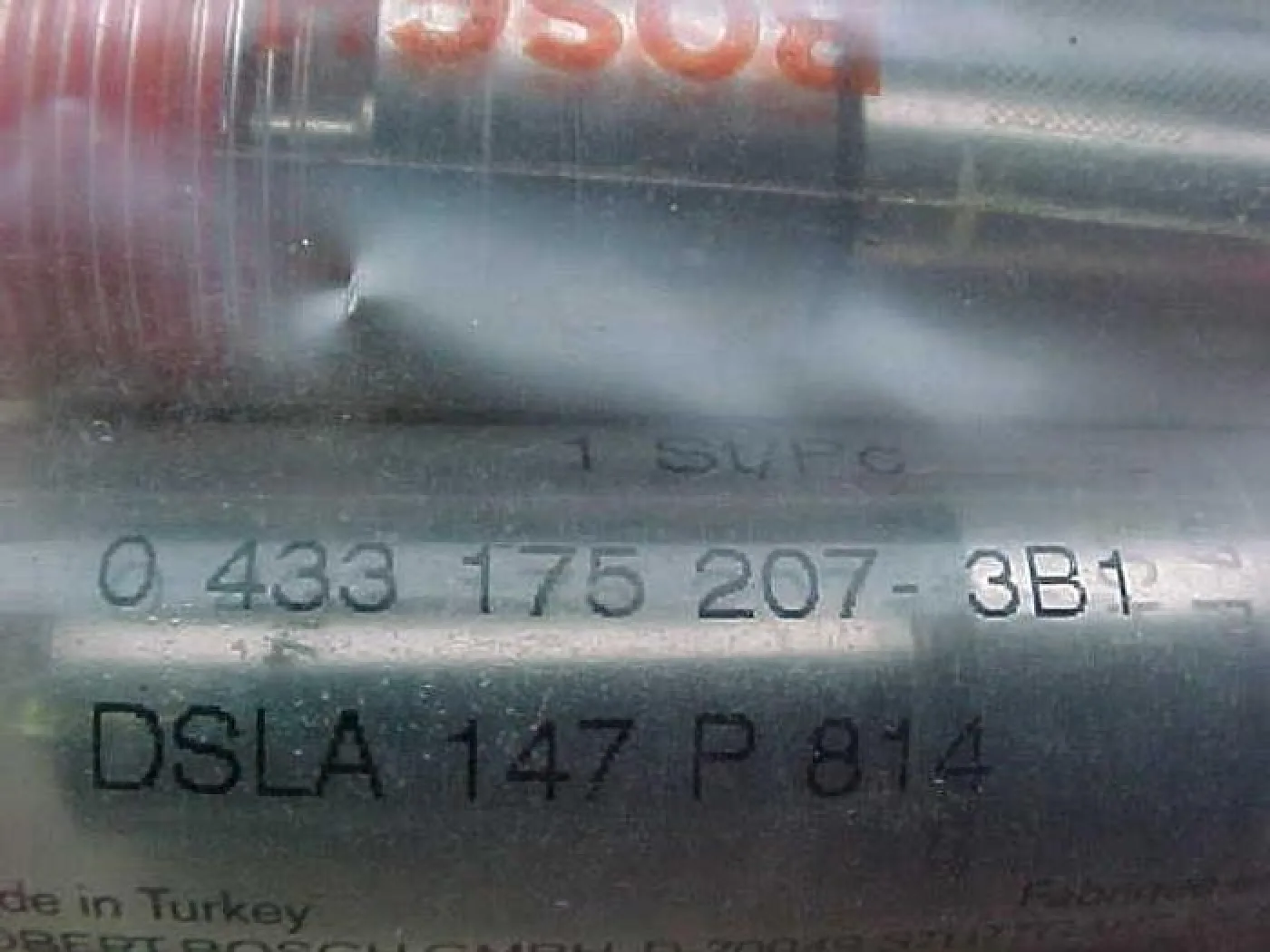 BOSCH INJECTOR NOZZLE DSLA147P814 NEW !! - 3