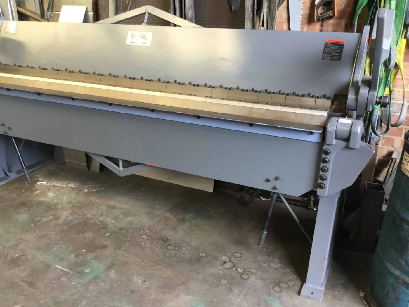 WNS Heavy Duty Box & Pan Folder 2540mm x 2.0mm - WNS - W. Neal Services Ltd - 5