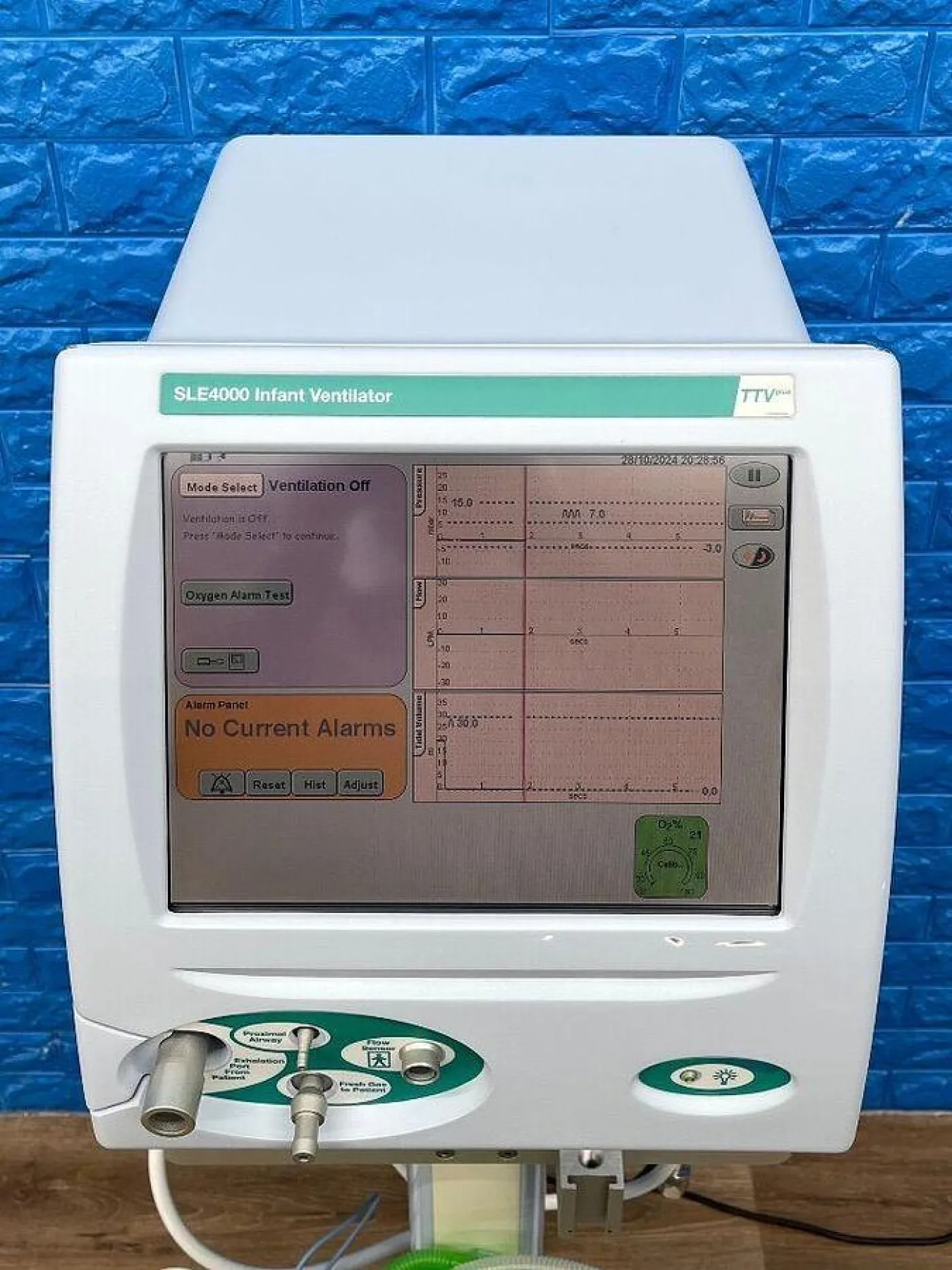SLE 4000 Infant Ventilator YOM: 2010 - 5