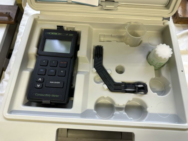 Conductivity Meter LF325