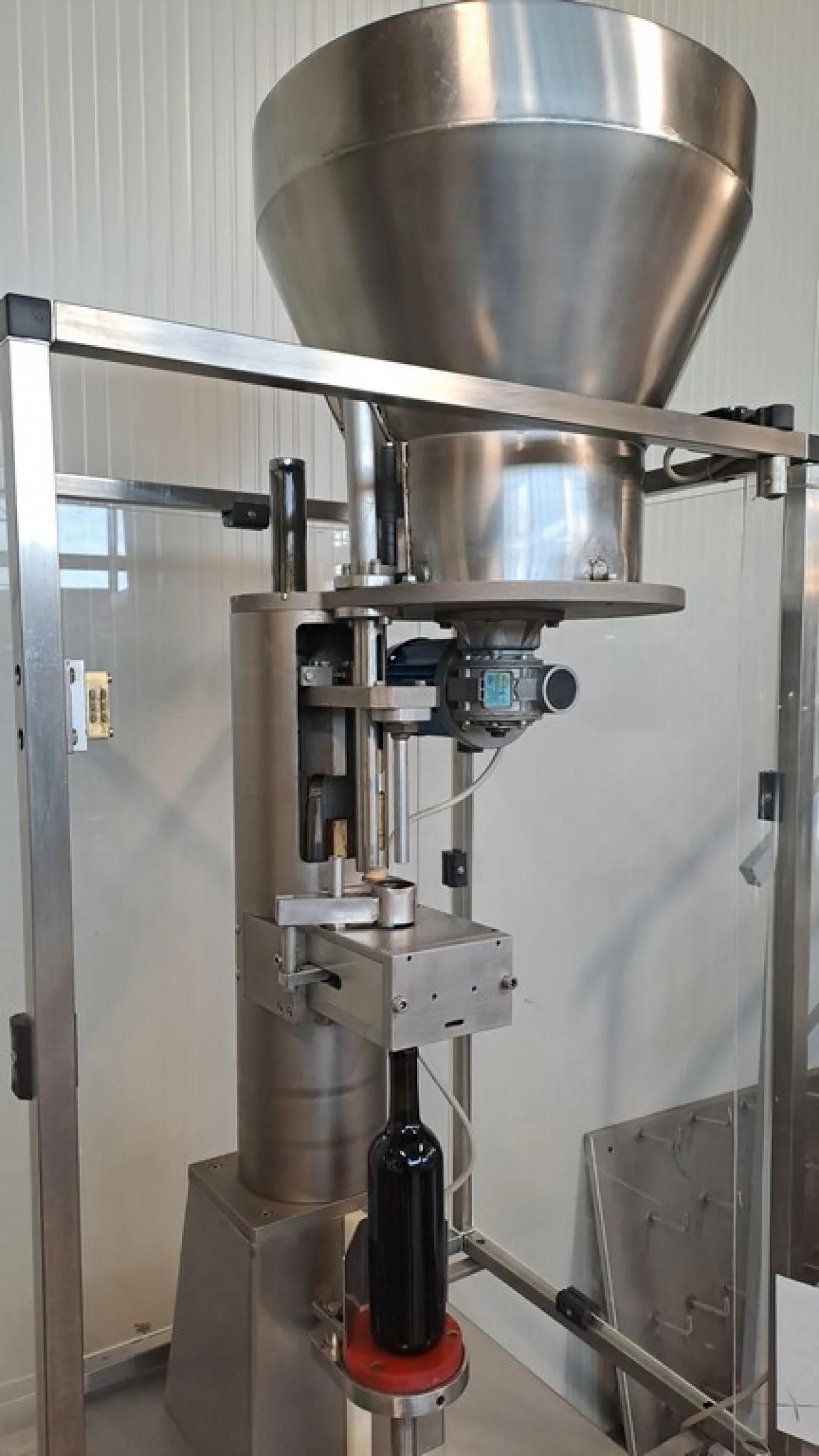 SEMIAUTOMATIC CORKING MACHINE ENOLMECCANICA FOR NATURAL CORK, SECOND-HAND MACHINE - 3
