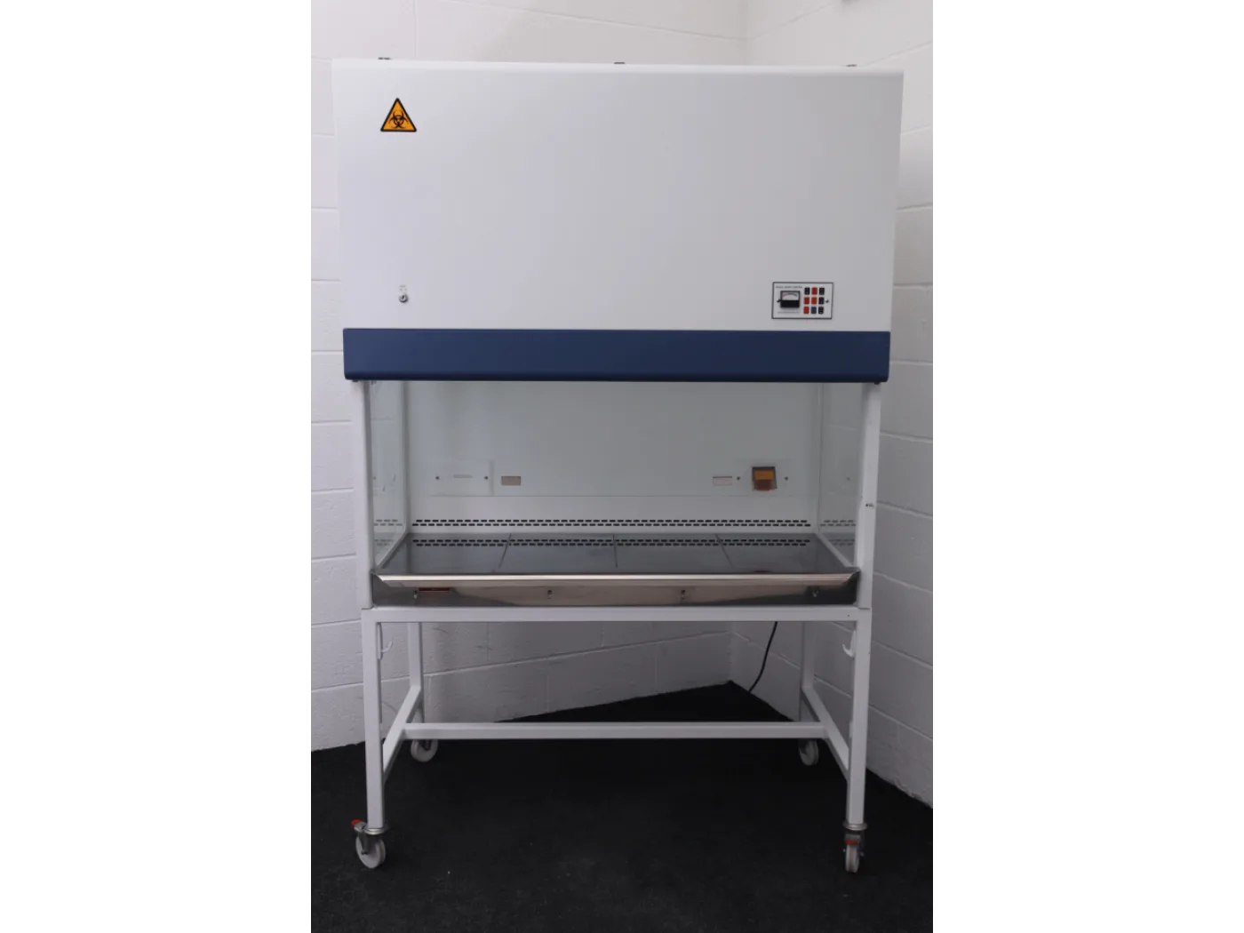 Esco Micro PTE Safety Cabinet - 2