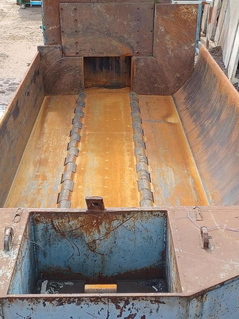 Taurus 600 Shear Metal Baler