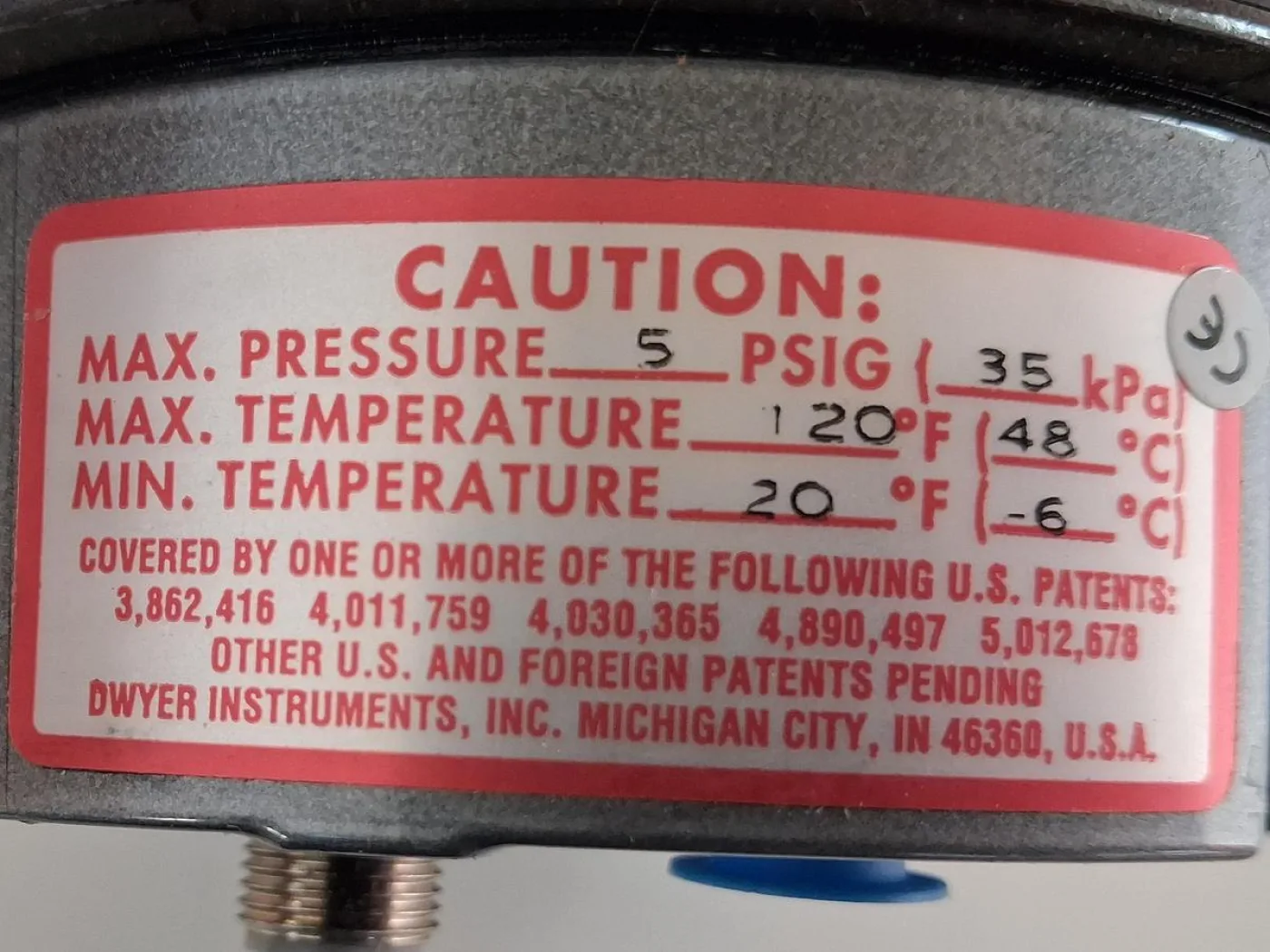 Dwyer Magnehelic Indicating Pressure Transmitter - 4