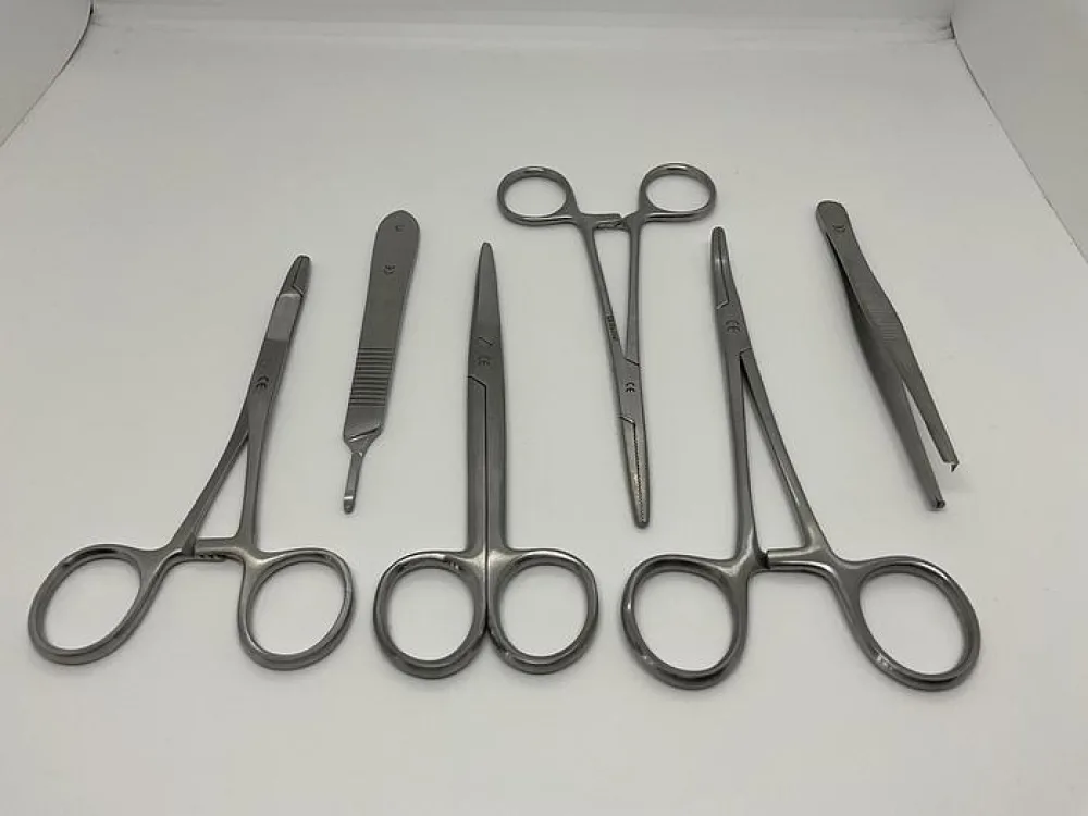 GB Medical Equine Stitch Kit