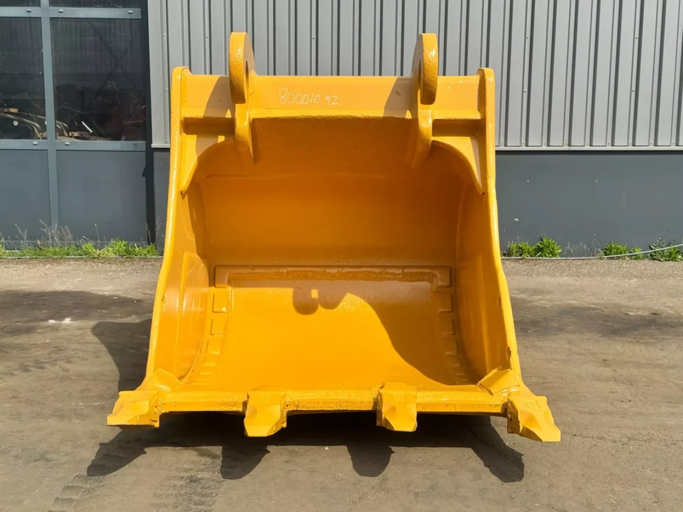 Excavation bucket HH8 CW70 - 2