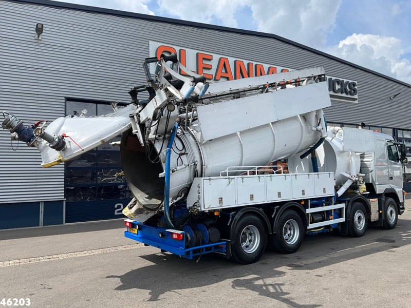 Volvo FH 390 8x4 kolkenzuiger