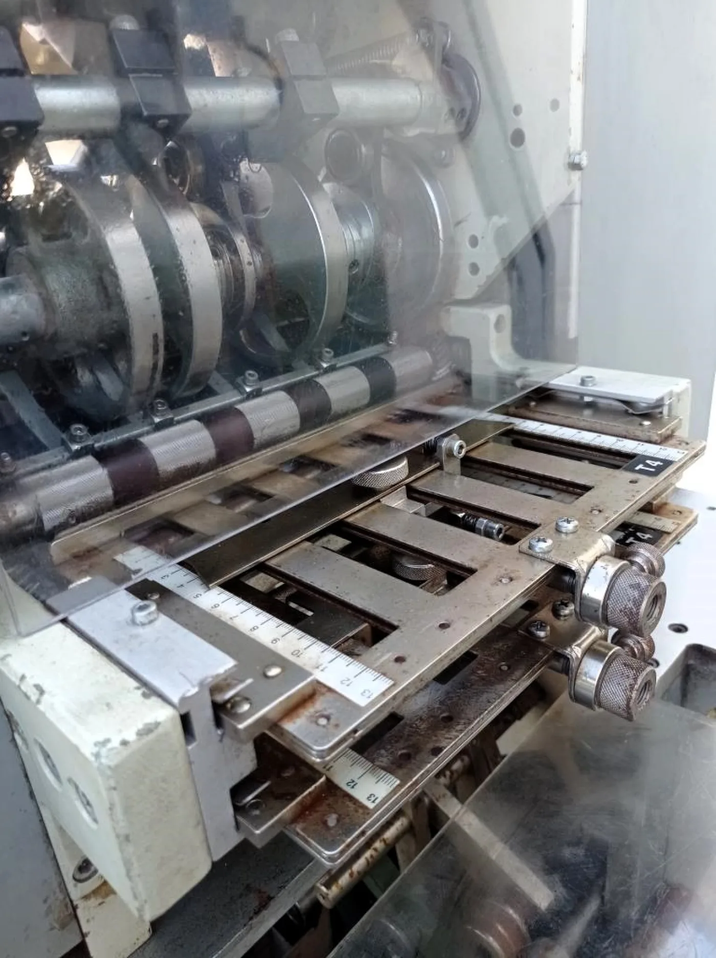 ASTUCCIATRICE ORIZZONTALE – CAM – MOD. HS30 - 2
