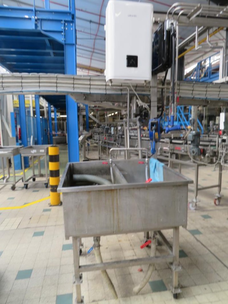 Nederman Washing Jet System with Nederman Hose Reel and Atlantic Vertigo 50 Water Heater- Filling Lines