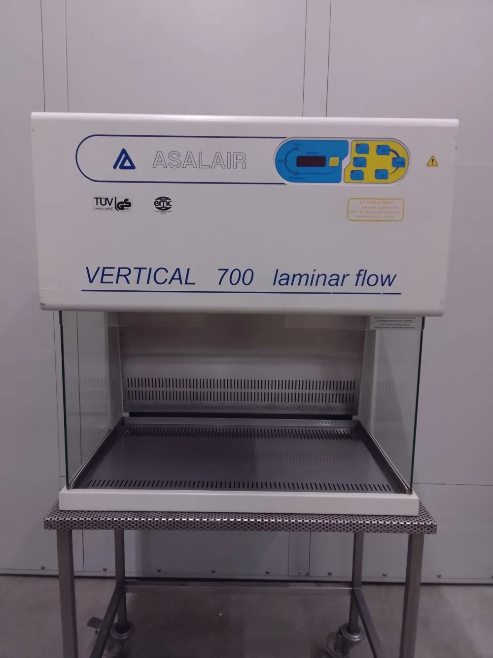 CAPPA A FLUSSO LAMINARE VERTICALE – ASAL – MOD.VERTICAL 700