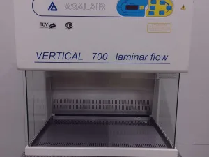 CAPPA A FLUSSO LAMINARE VERTICALE – ASAL – MOD.VERTICAL 700