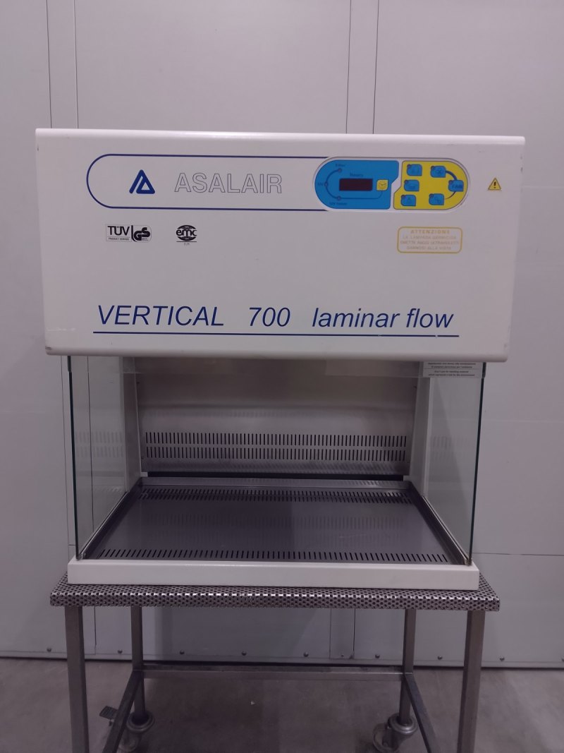 CAPPA A FLUSSO LAMINARE VERTICALE – ASAL – MOD.VERTICAL 700